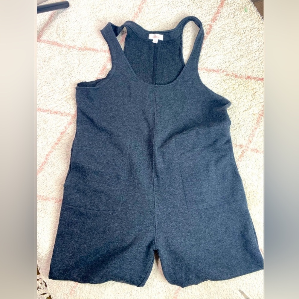 Colsie sweatshirt jumpsuit romper small